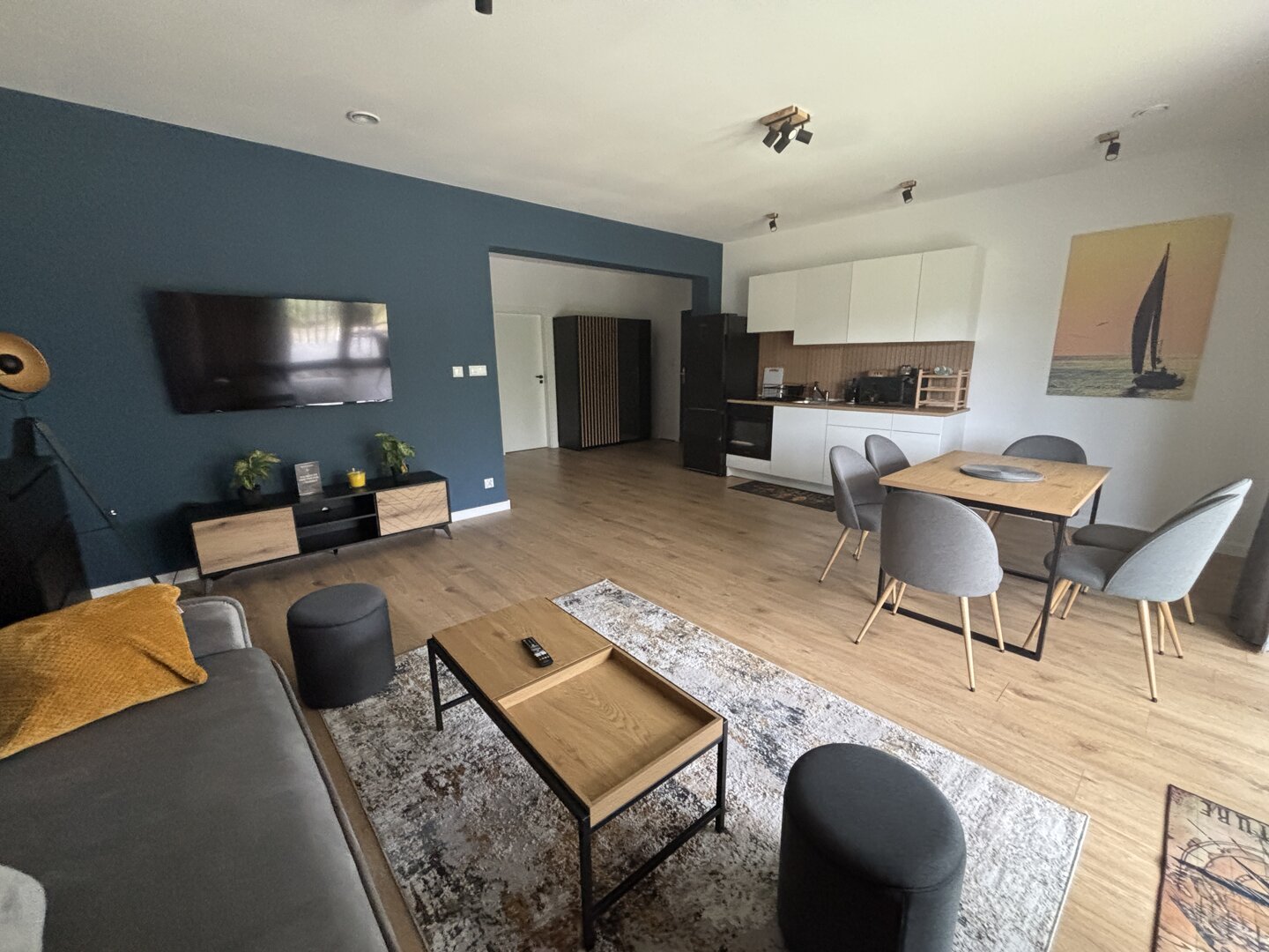 Apartament Deluxe z tarasem #6 ( widok na jezioro)