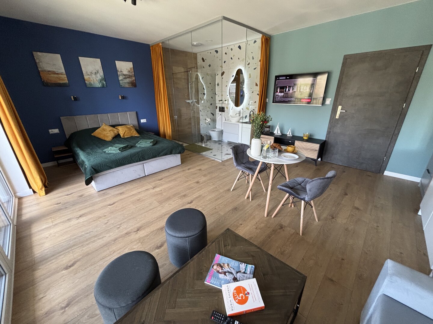 Apartament Studio z tarasem #7 ( widok na jezioro )