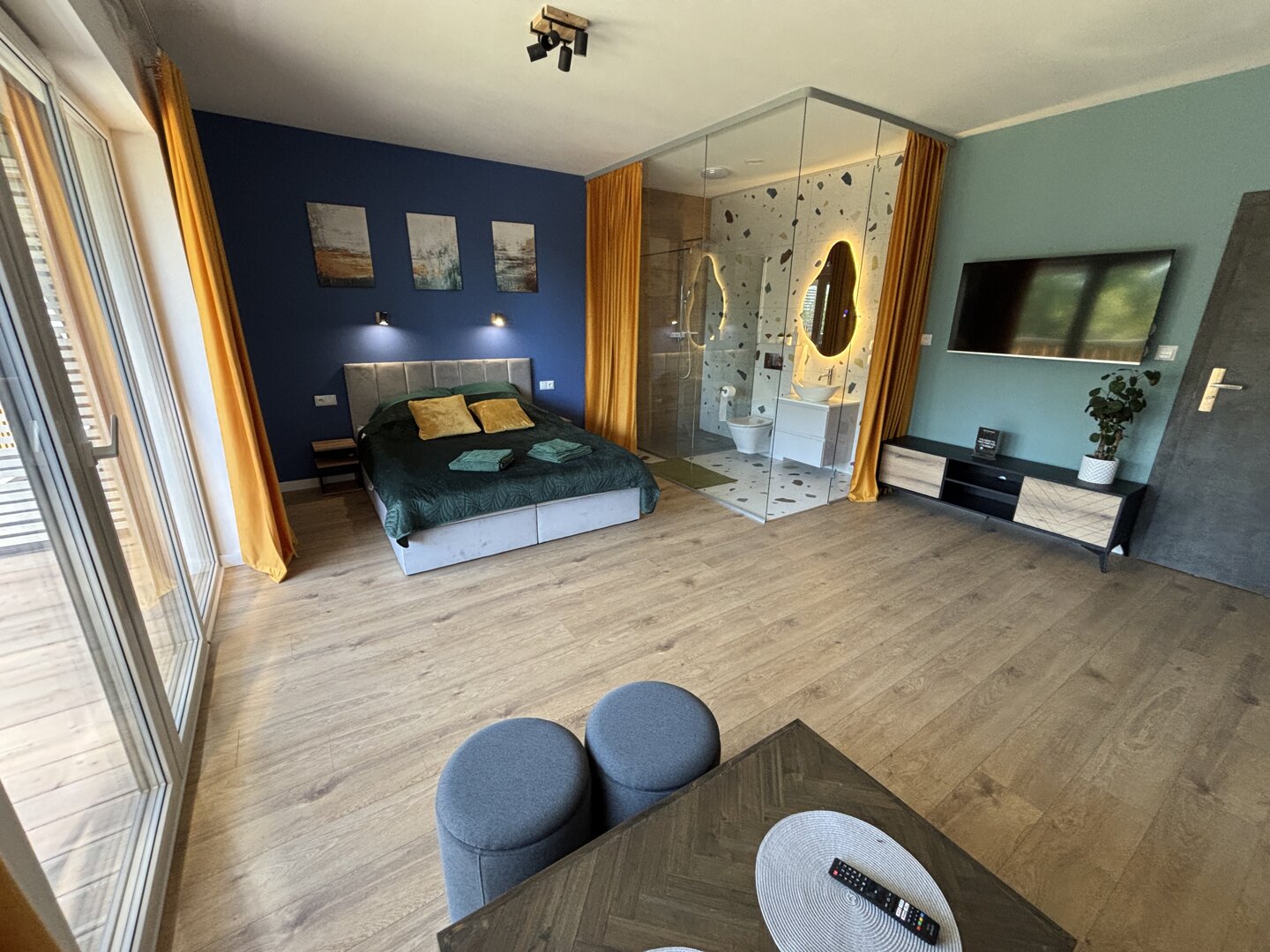 Apartament Studio z tarasem #7 ( widok na jezioro )